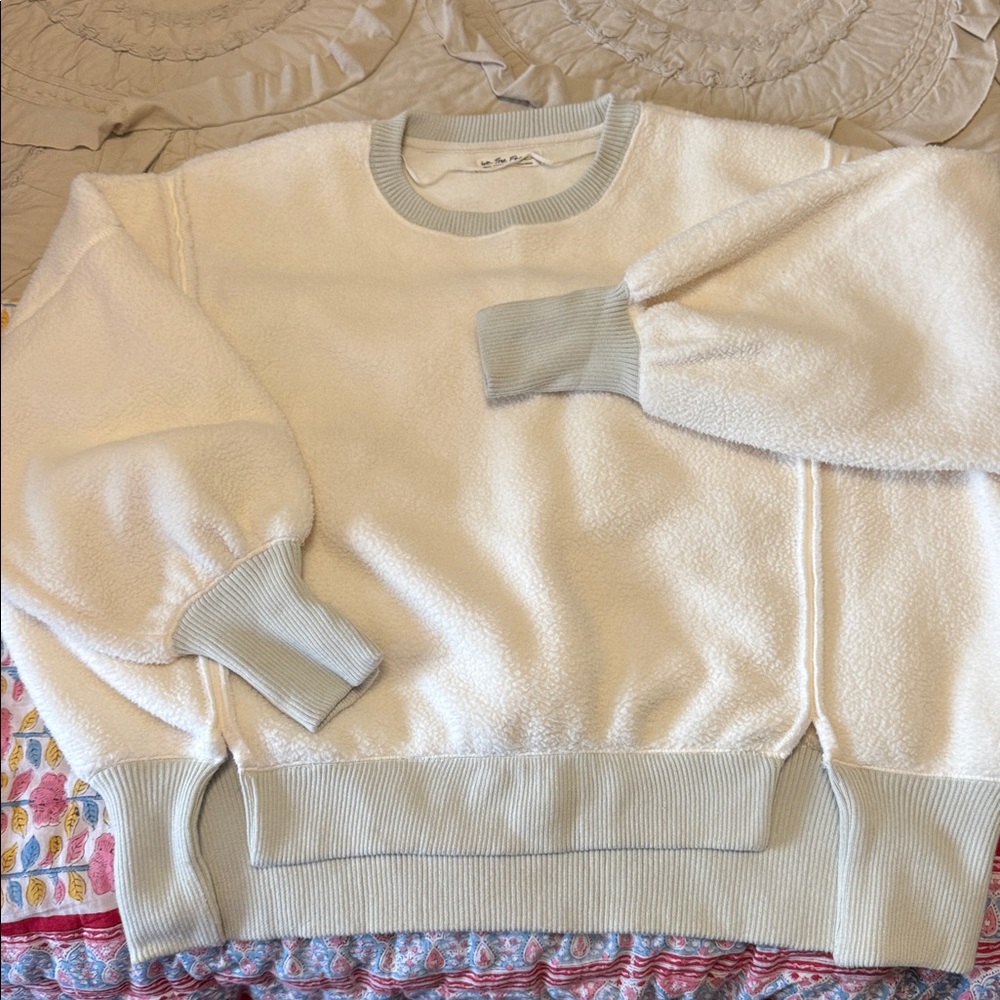 FREE PEOPLE COZY CAMDEN SWEATSHIRT - VANILLA ICE CREAM 🍦 - Picture 3 of 5